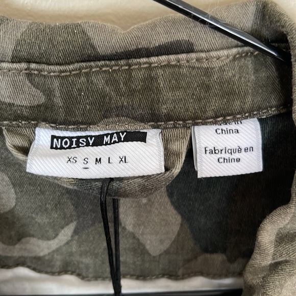 NOISY MAY Camo Denim Jacket Size Small - Picture 6 of 16